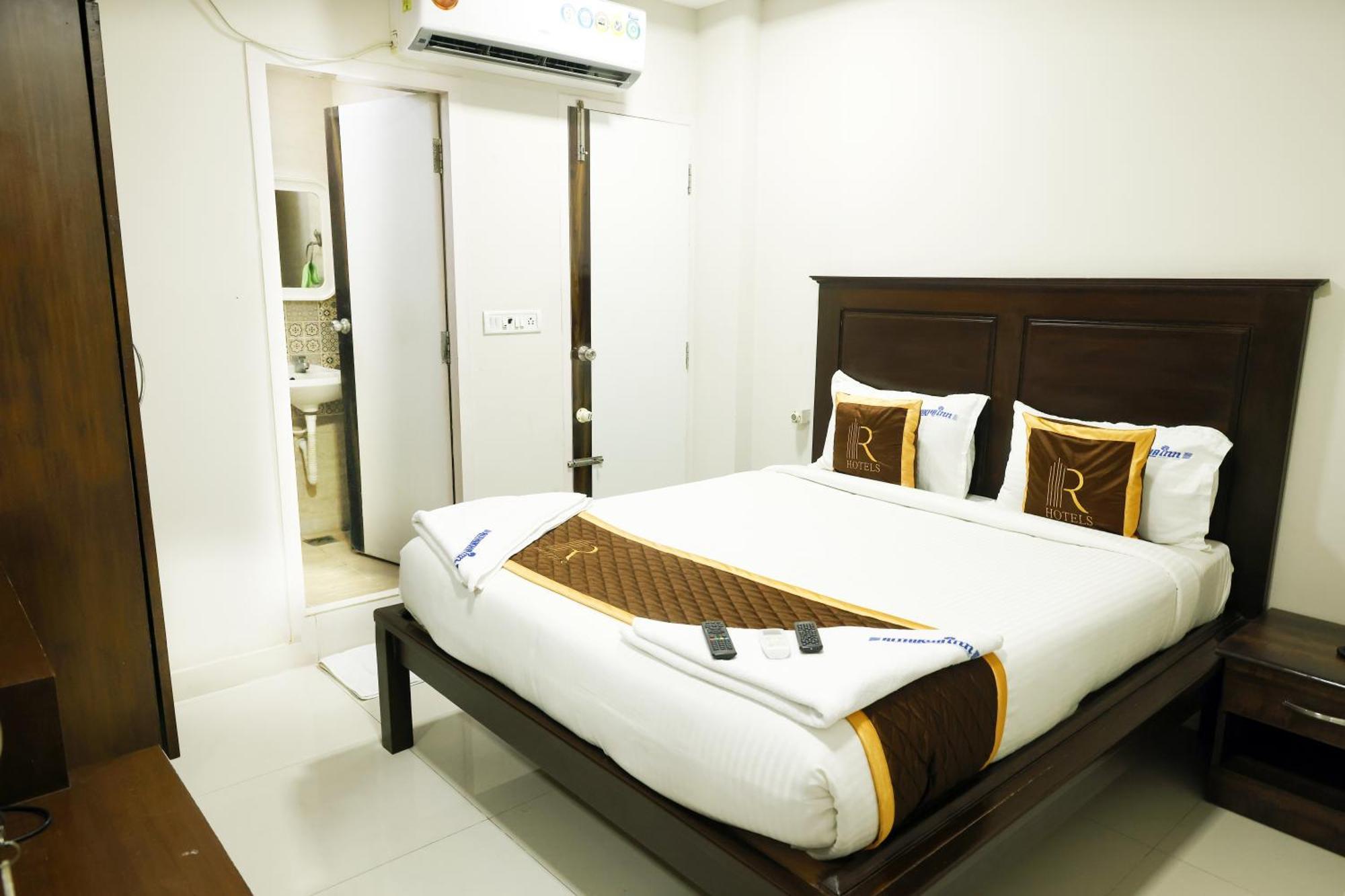 Hotel Rithikha Crest Chennai